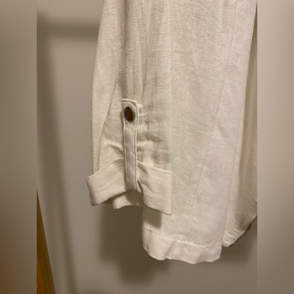 Linen Cropped Jacket - Picture 2 of 9